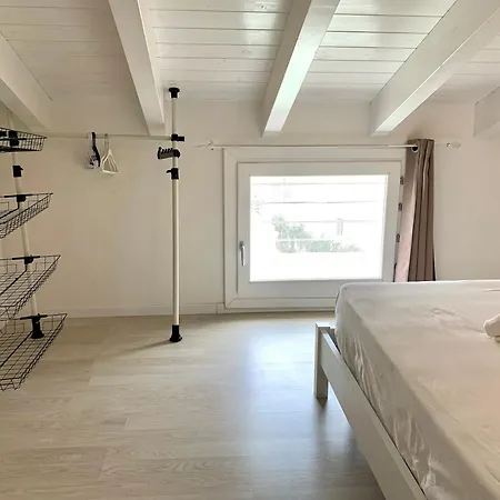 L'isola House Apartment *
