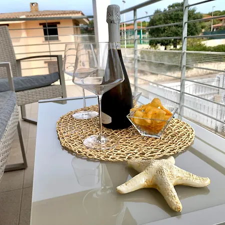 L'isola House Apartment