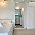 L'isola House * イーゾラ・ロッサ