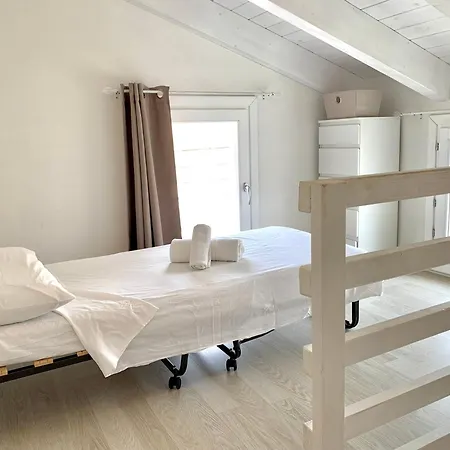 L'isola House 公寓