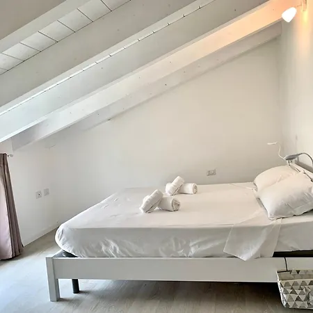 L'isola House